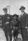 Pozna 1929 r. - Leszek Wysocki z ojcem i dziadkiem